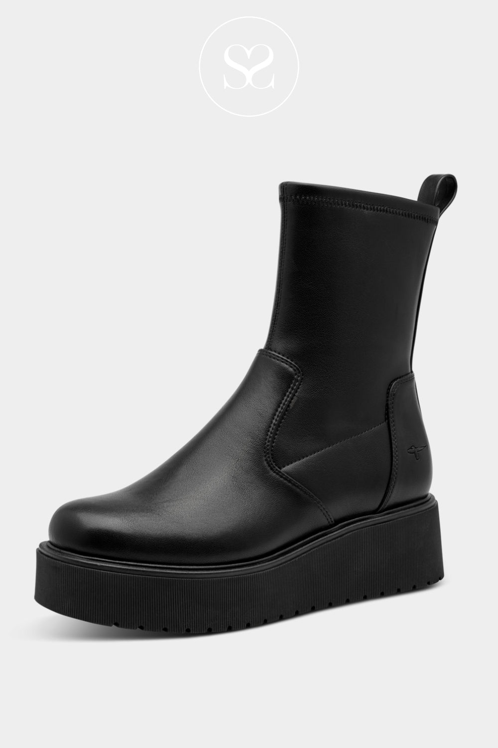 Black platform ankle boots with a smooth leather-look finish, pull tab and chunky ribbed sole for Women in Ireland
