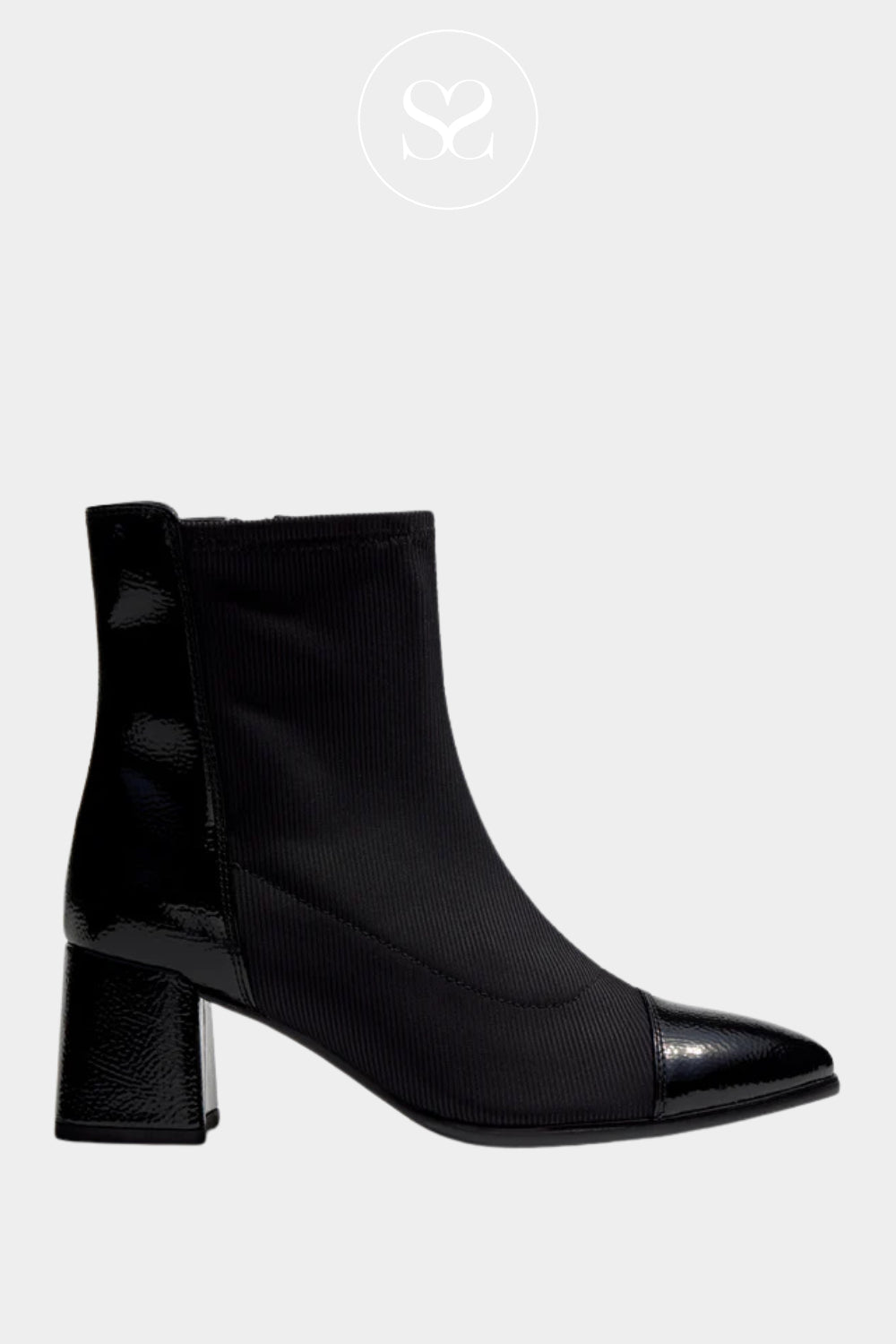 Regarde Le Ciel black ankle boot with block heel Millie-09