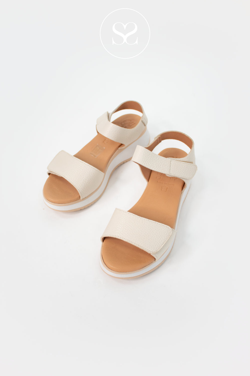 Oh My Sandals Off-White Wedge Walking Sandals 5942