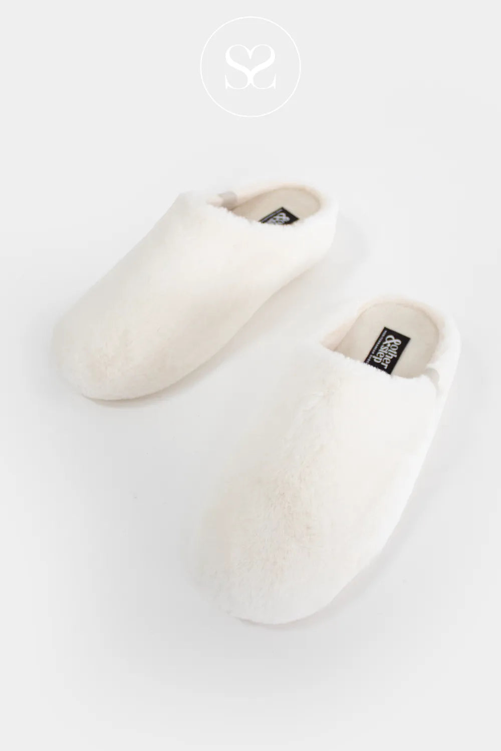 ANOTHER STEP WHITE FAUX FUR SLIDER SLIPPERS 06068015