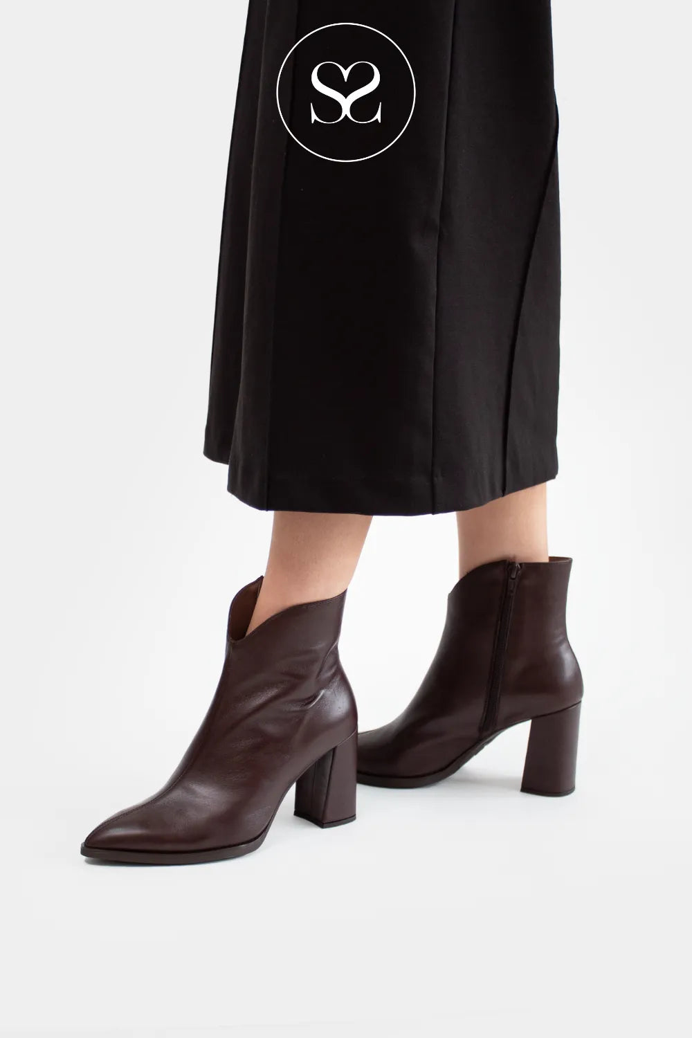 WONDERS CHOCOLATE BROWN POINTED TOE HIGH HEELED ANKLE BOOTS M-5430