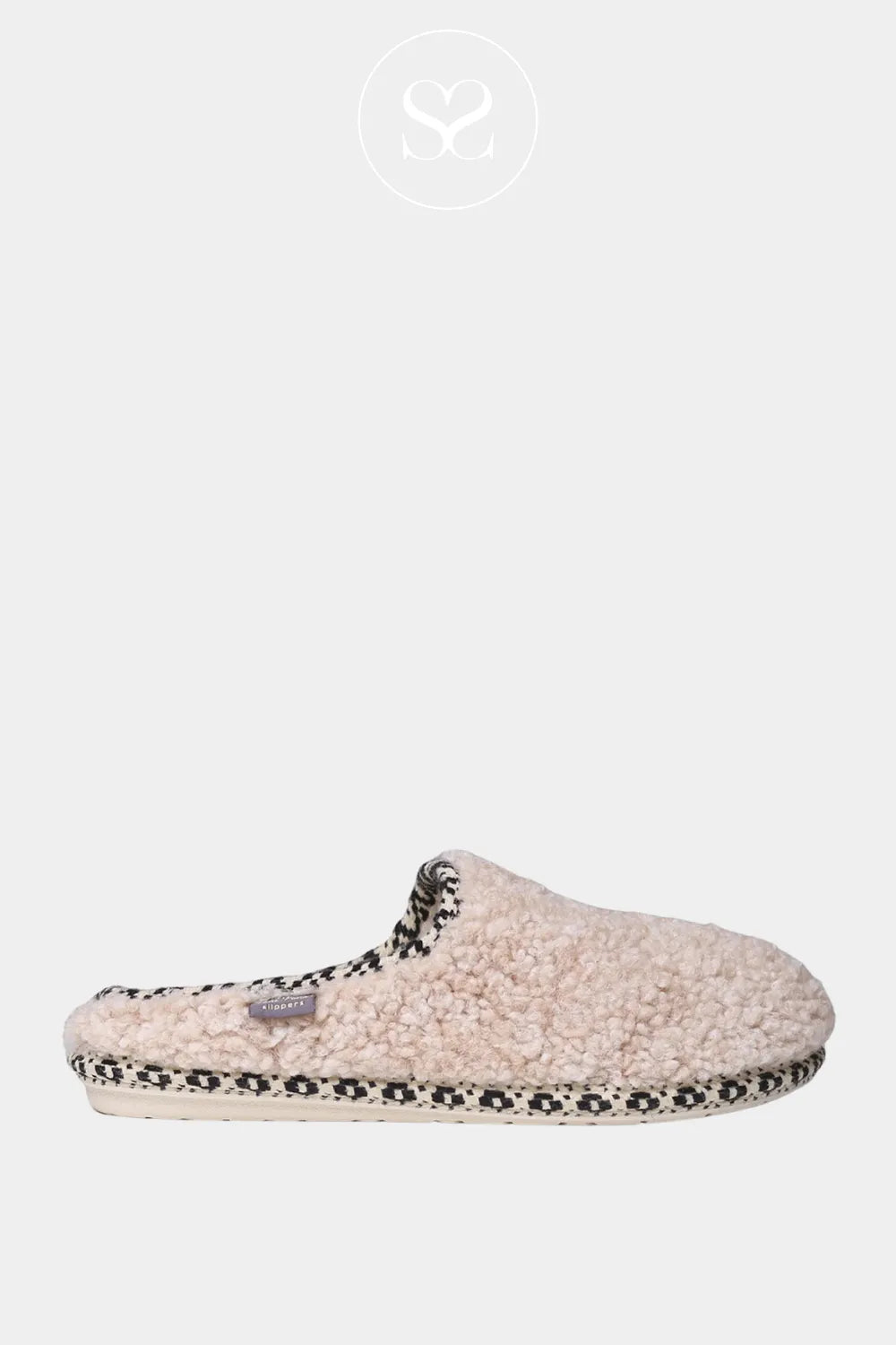 TONI PONS BEIGE SLIDER STYLE SLIPPER - DARLA-SB FOR WOMEN WITH CUSHIONED INSOLE AND BLACK DESIGN DETAIL
