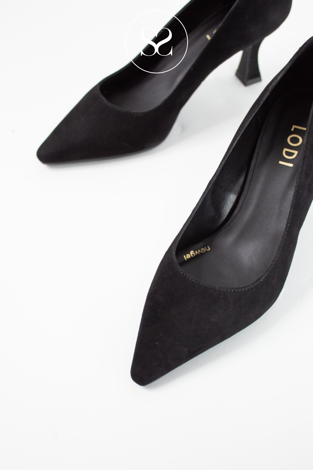 LODI FULL BLACK SUEDE COURT SHOES / HEELS (BLACK INSOLE) JONA