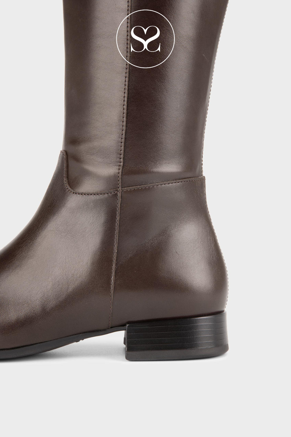 Vagabond Chocolate Brown Knee High Boots- Mona 6255-001-35