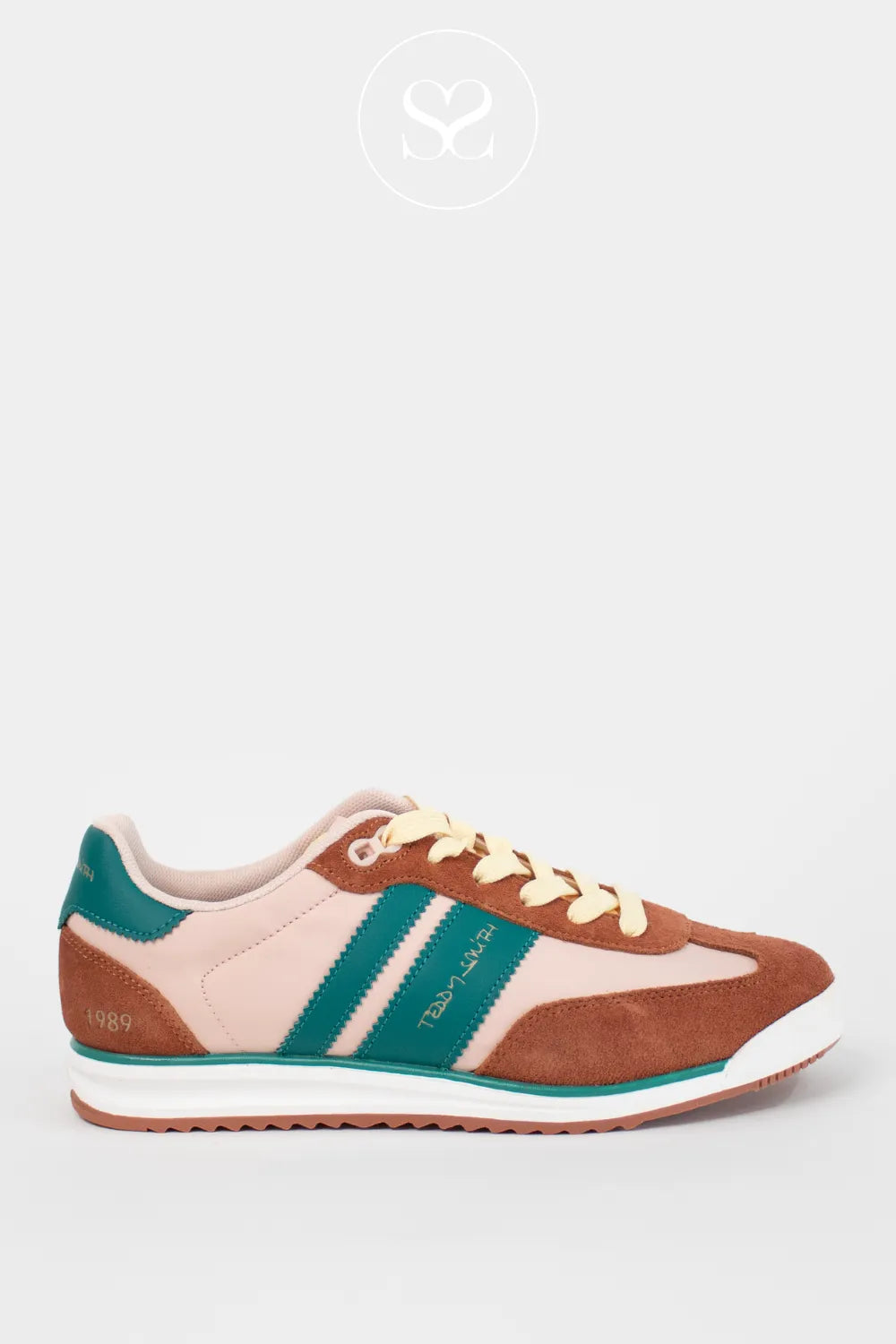 TEDDY SMITH 120320 BEIGE/TEAL RETRO SPORTY TRAINERS