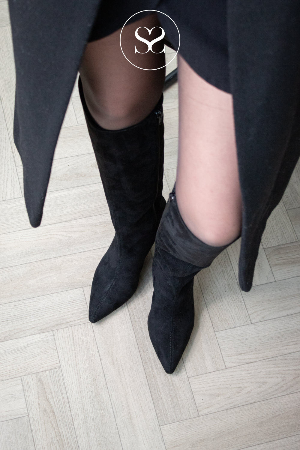LODI BLACK SUEDE POINTED TOE KNEE HIGH BOOTS - GINEBRO