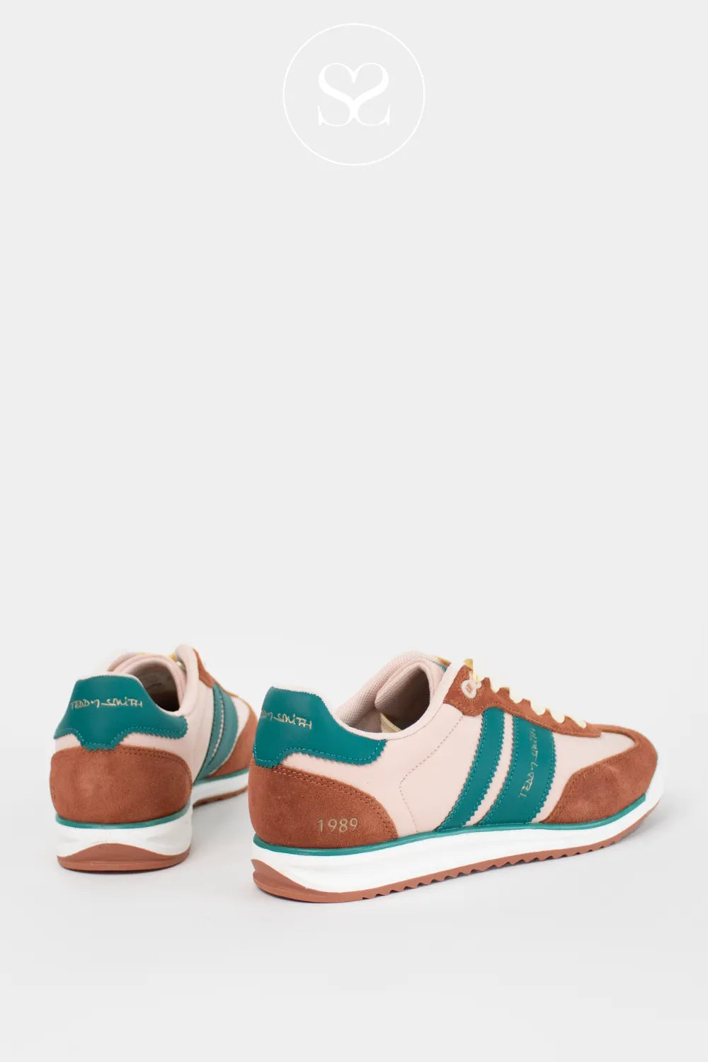TEDDY SMITH 120320 BEIGE/TEAL RETRO SPORTY TRAINERS