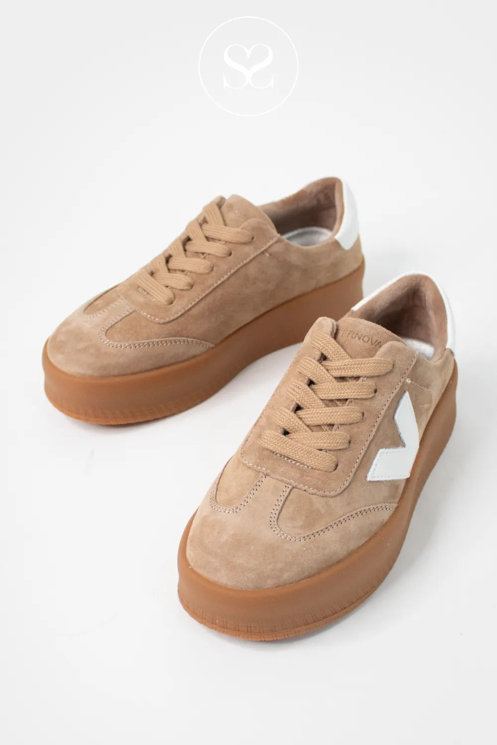 DRILLEYS CAMEL  (DESERT SAND) CHUNKY FLATFORM TRAINERS - EIGHTY FOUR FOR WOMEN SNEAKERS WITH CHUNKY GUM SOLE 