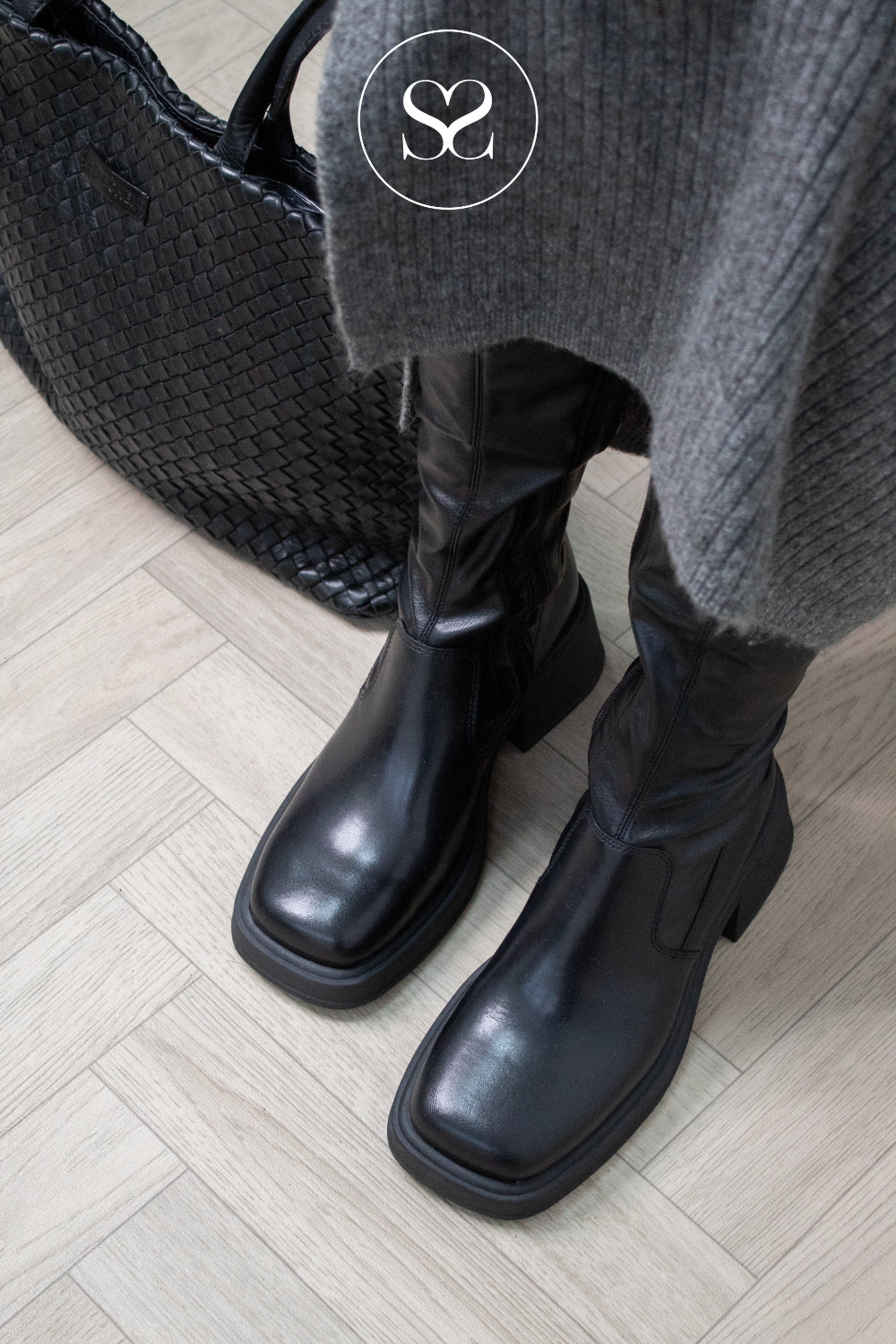 VAGABOND BLACK LEATHER TALL STRETCH BLOCK HEEL BOOTS DORAH 5642-402