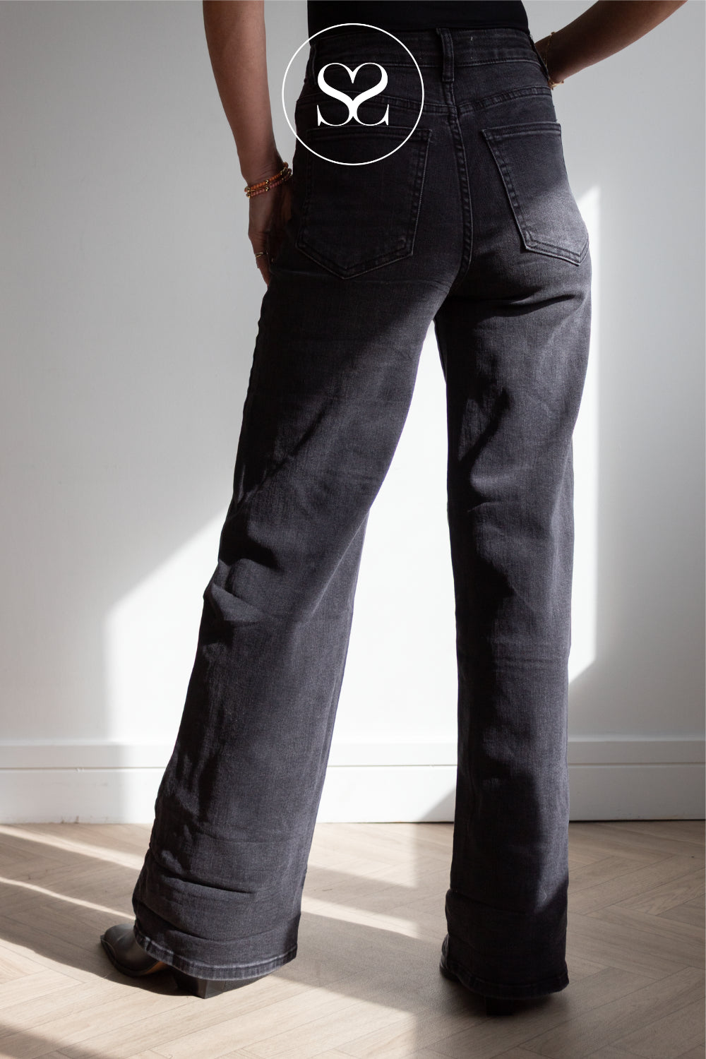 Washed Black Straight Relaxed Fit Jeans - Emile
