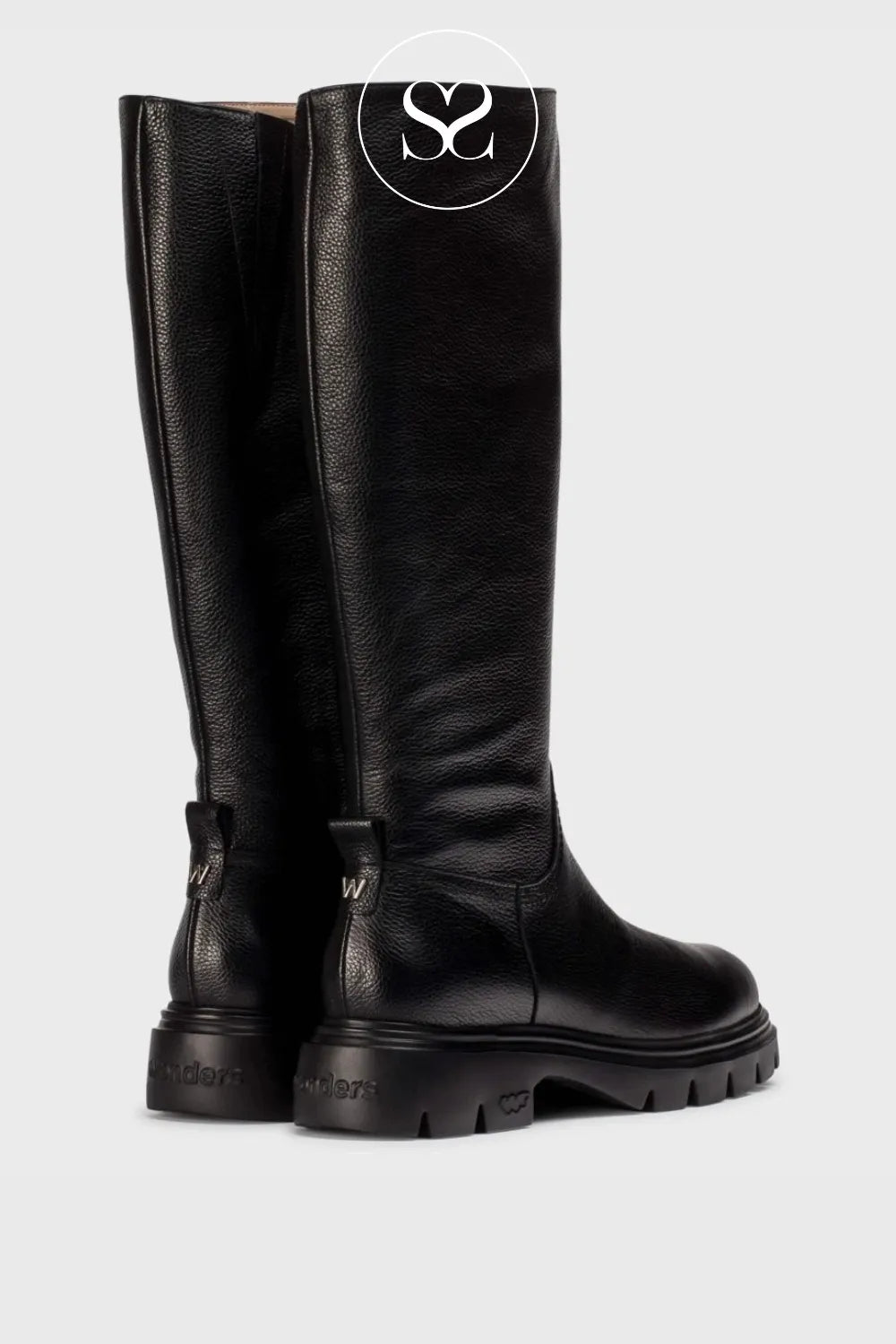 WONDERS BLACK CHUNKY KNEE HIGH BOOTS WITH CLEATED SOLE A-4304