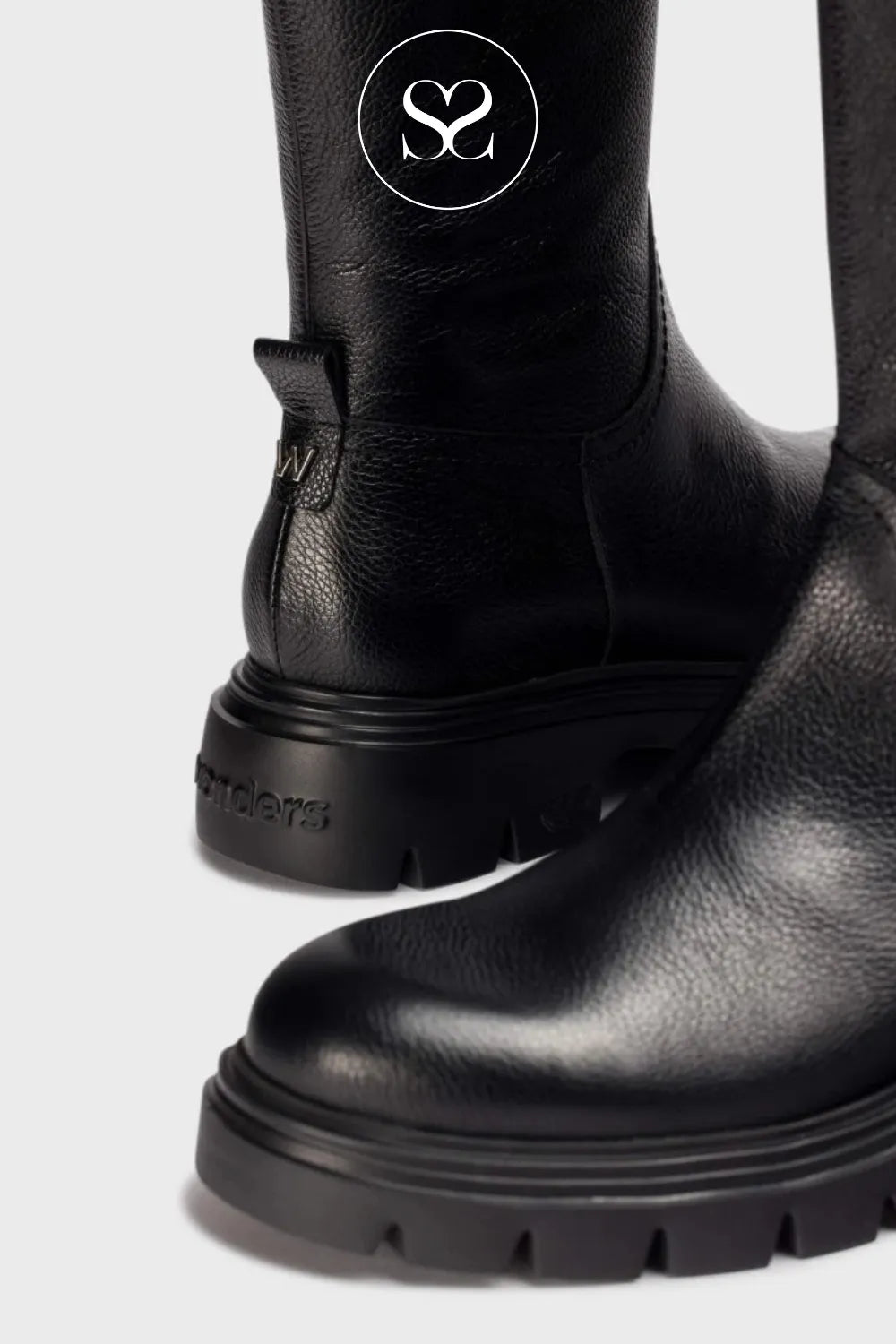 WONDERS BLACK CHUNKY KNEE HIGH BOOTS A-4304