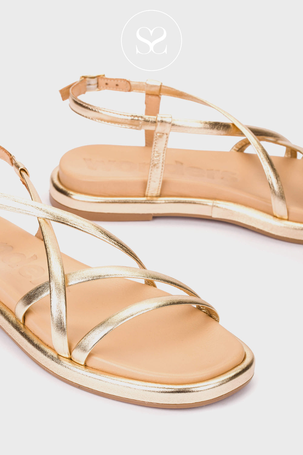 Wonders Gold Strappy Sandals AT-1051
