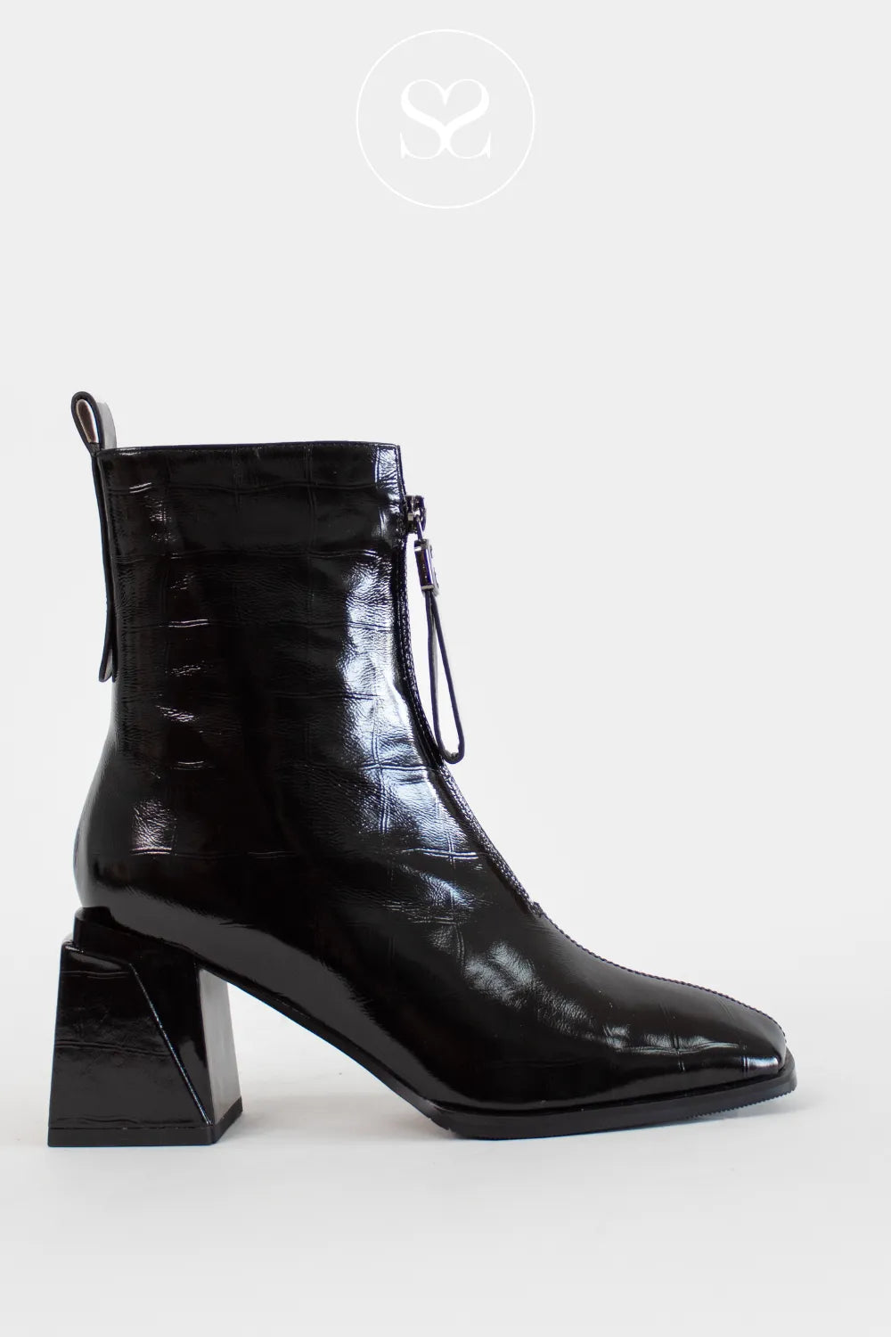 LORETTA VITALE BLACK PATENT CROC EFFECT BLOCK HEEL ANKLE BOOTS C9659 FOR WOMEN CROC PATENT FINISH AND LEATHER INNER LINING AND FRONT ZIP DETAIL