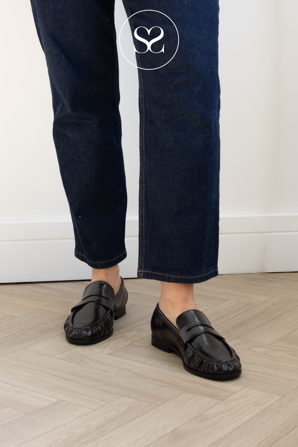 Bianco Brown Leather Penny Loafers - Biacarma