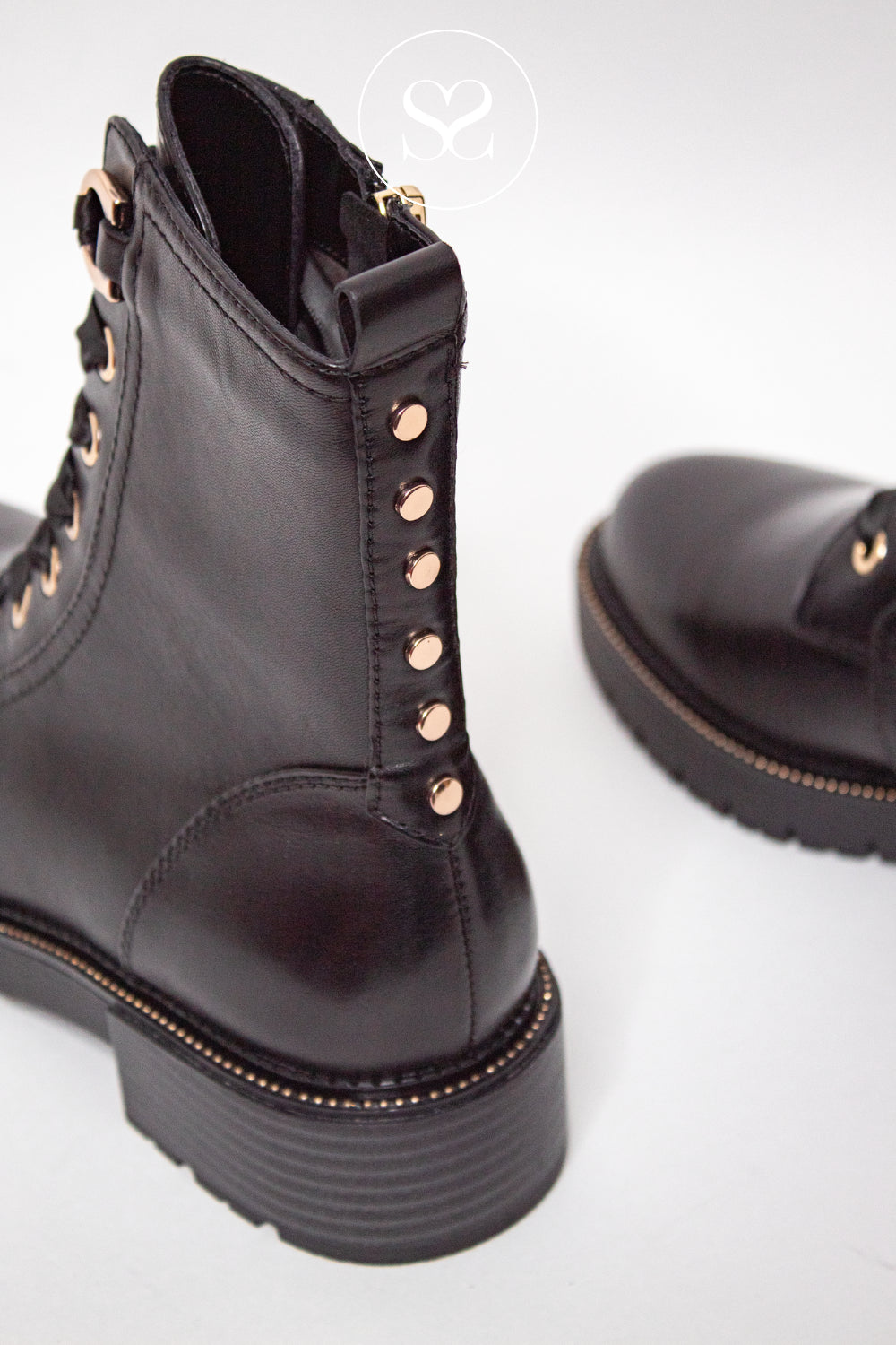 Regarde Le Ciel Black Leather Lace-up Military Boots - Josef-08