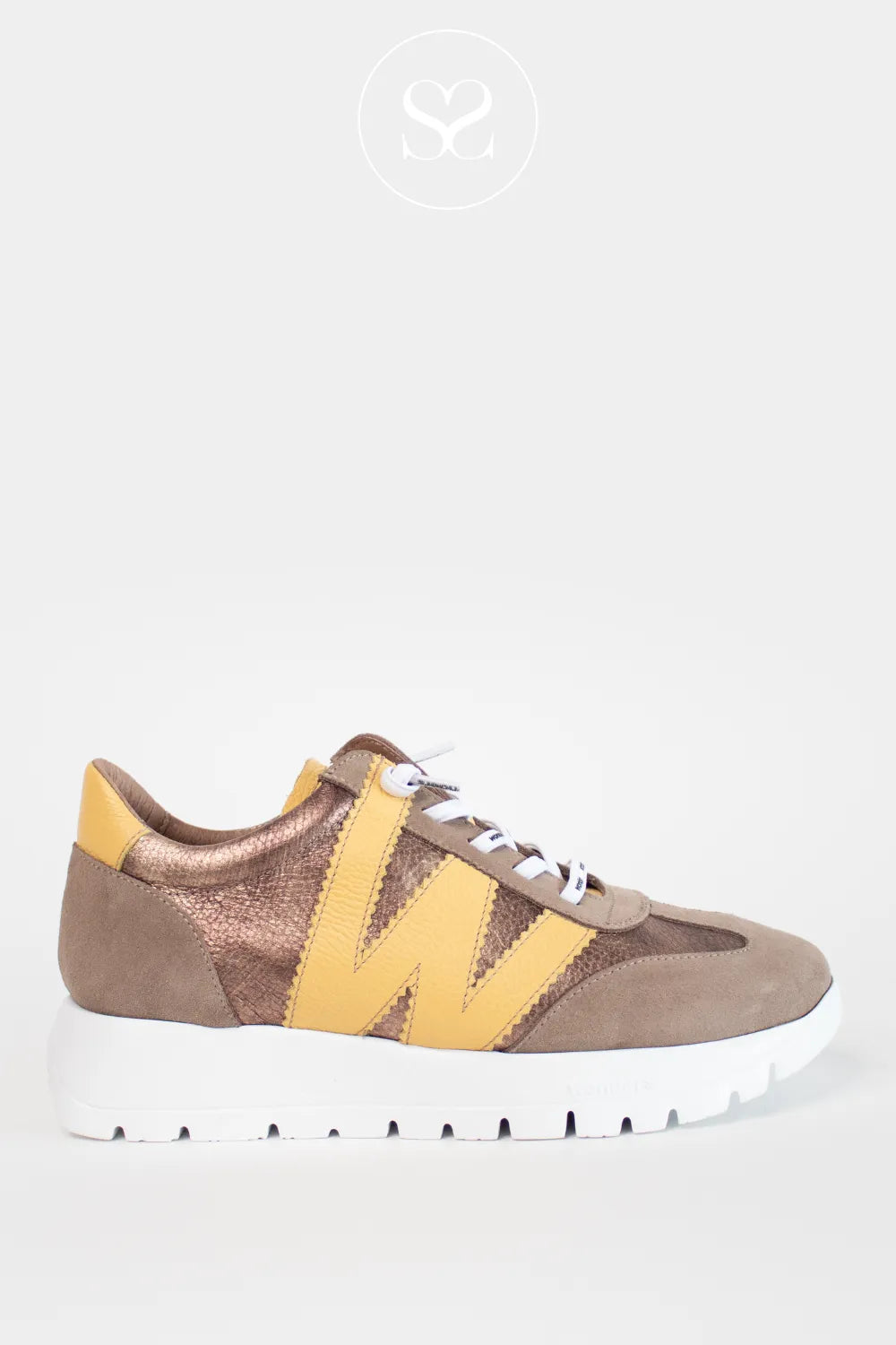 WONDERS A-2476 WEDGE PULL ON TRAINERS WITH ELASTICATED LACES