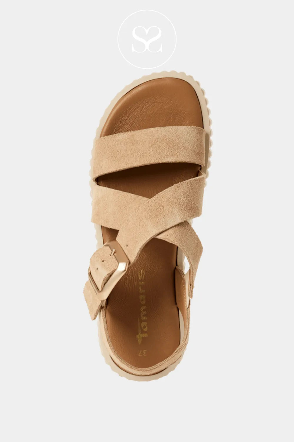 Neutral summer sandals. Comfortable holiday sandals with cross strap.