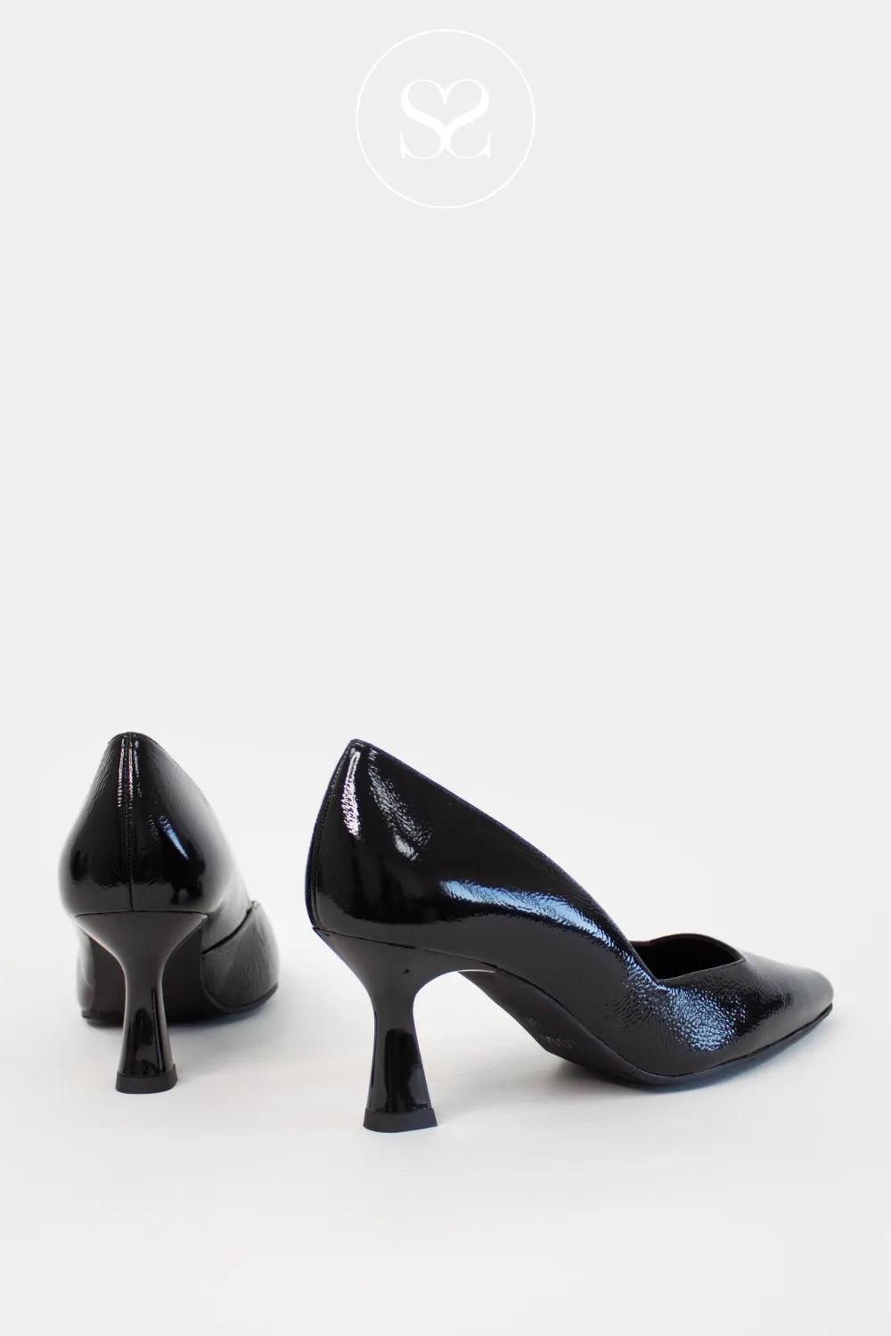 LODI BLACK PATENT FLARED HEEL POINTED TOE COURT SHOES GENIUS