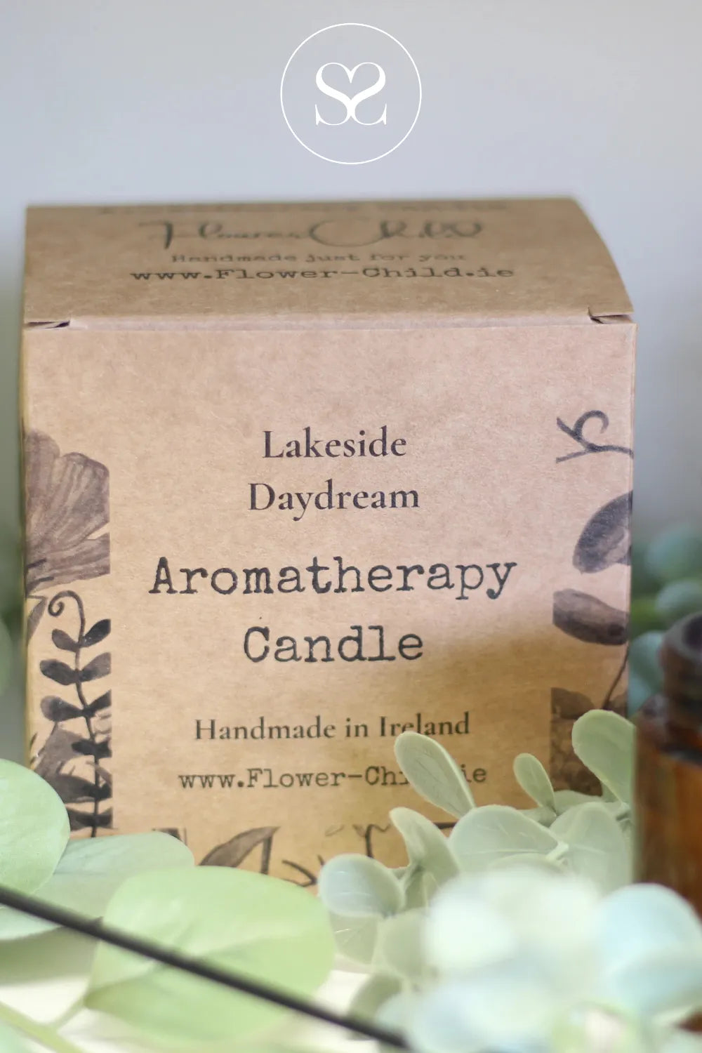 FLOWER CHILD CANDLE - LAKESIDE DAYDREAM LONG LASTING BURN TIME