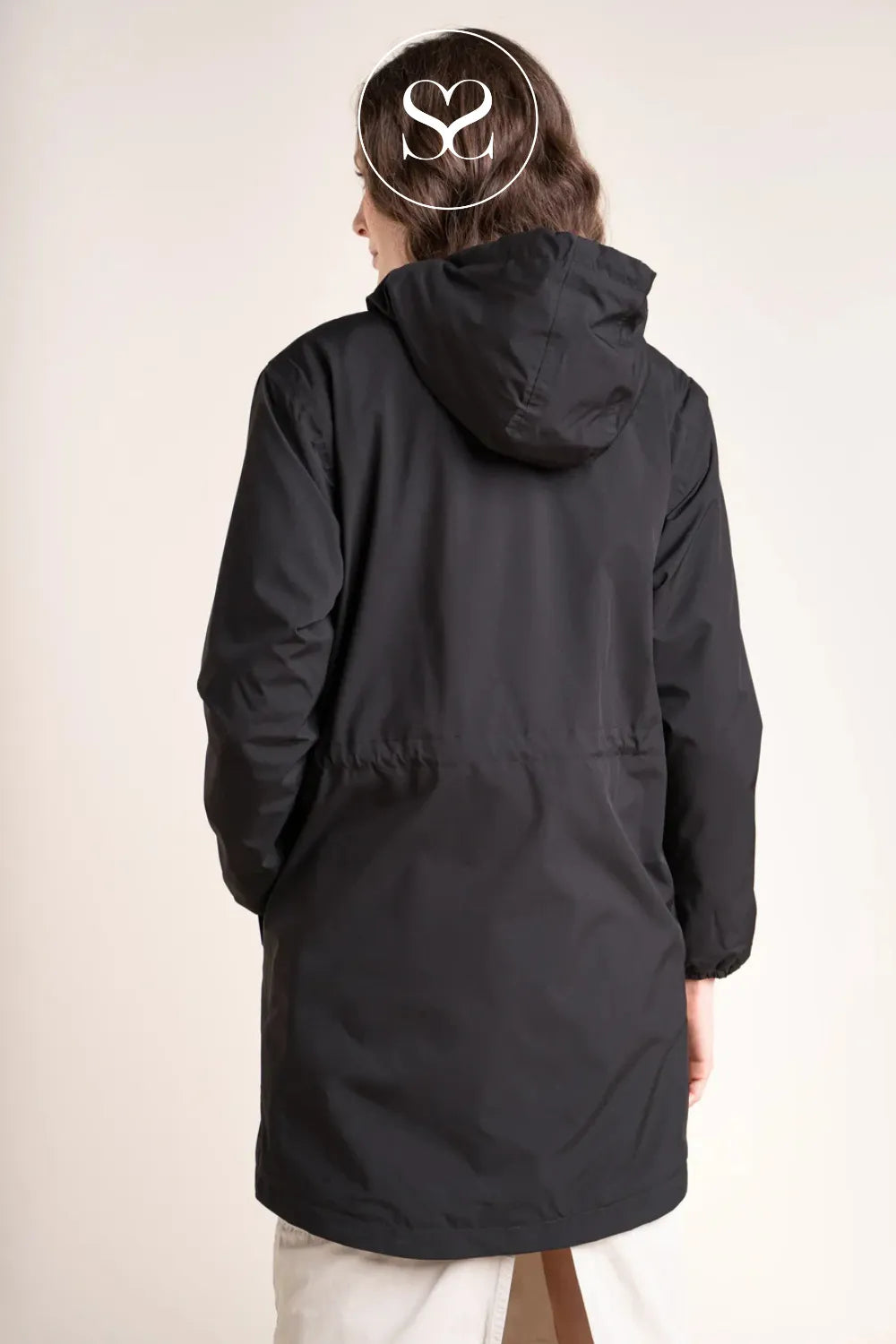 FLOTTE WATERPROOF JACKET MADE FROM RECYLED MATERIALS