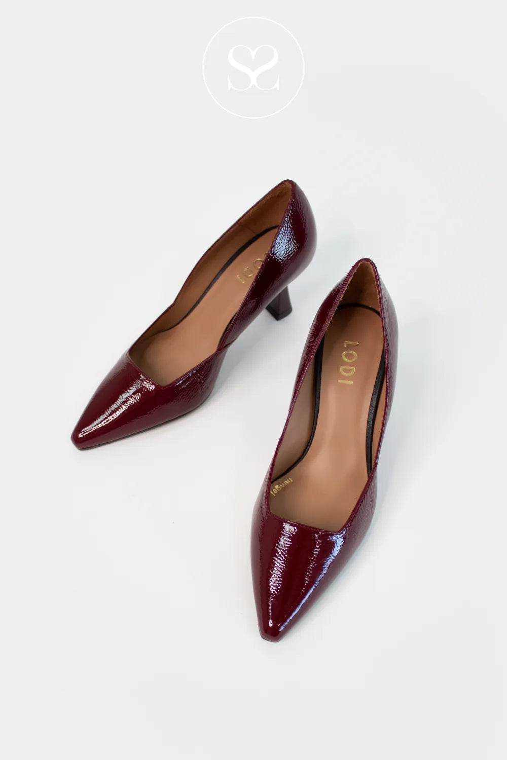 LODI BURGUNDY PATENT FLARED HEEL POINTED TOE COURT SHOE GENIUS