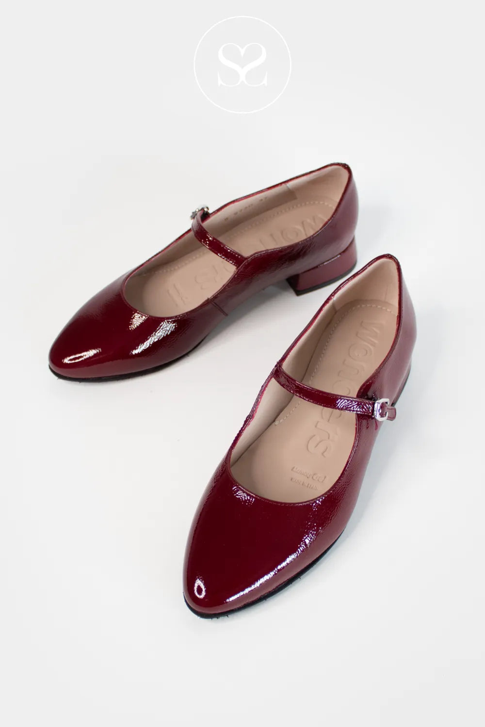 WONDERS LIGHTWEIGHT LEATHER LINED SHOE WITH MEMORY GEL INSOLE