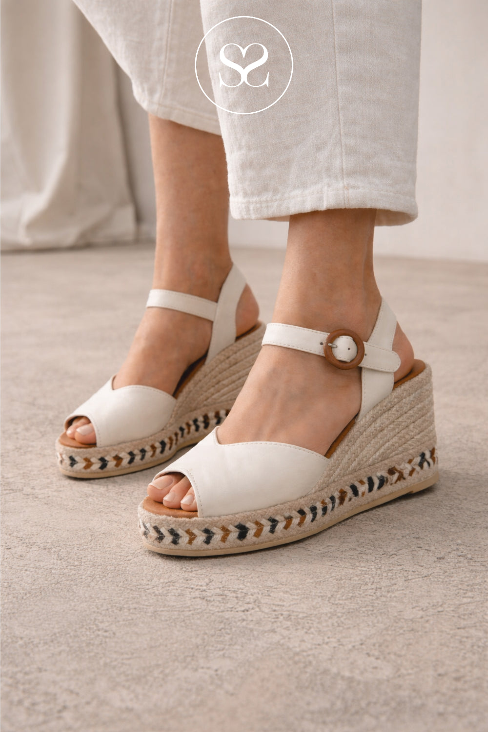 Viguera Cream Platform Wedge Sandals 2317