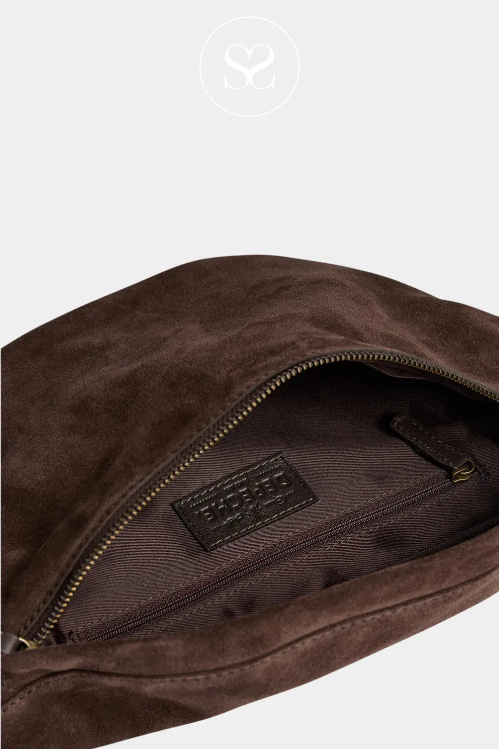 DEPECHE SUEDE LEATHER BAG WITH ZIP CLOSURE AND SMALL INNER ZIP COMPARTMENT