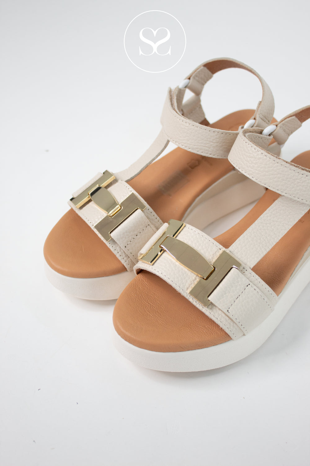 Oh My Sandals Off-White Wedge Walking Sandals 5961