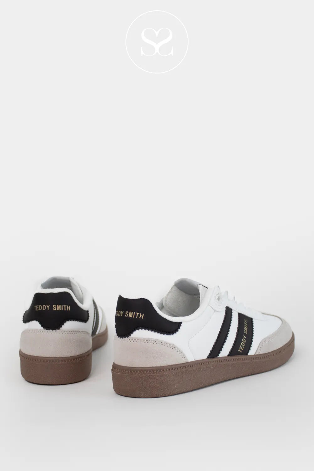 TEDDY SMITH WHITE/BLACK SPORTY RETRO TRAINERS 120204
