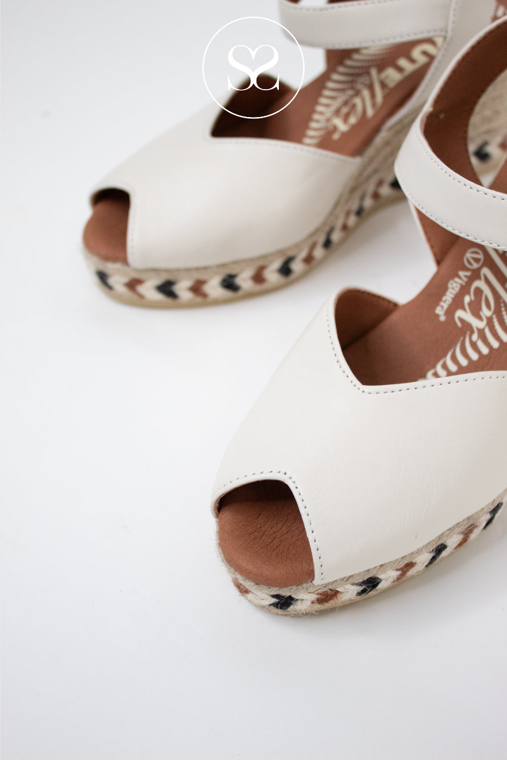 Viguera Cream Platform Wedge Sandals 2317