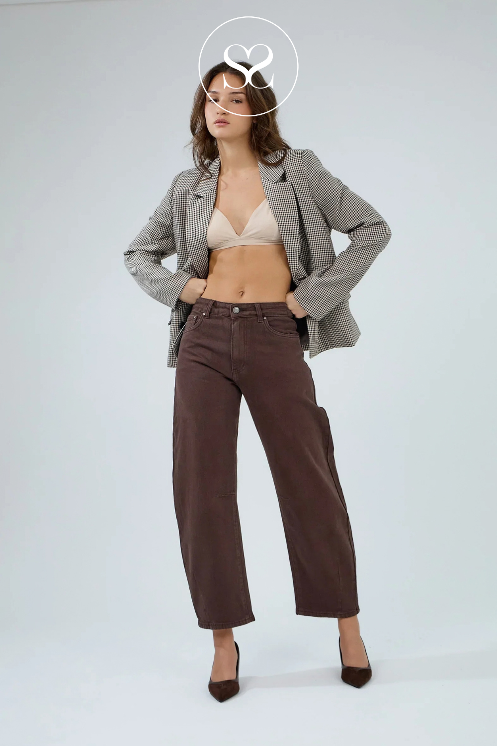 Brown Cropped Barrel Jeans - Livia