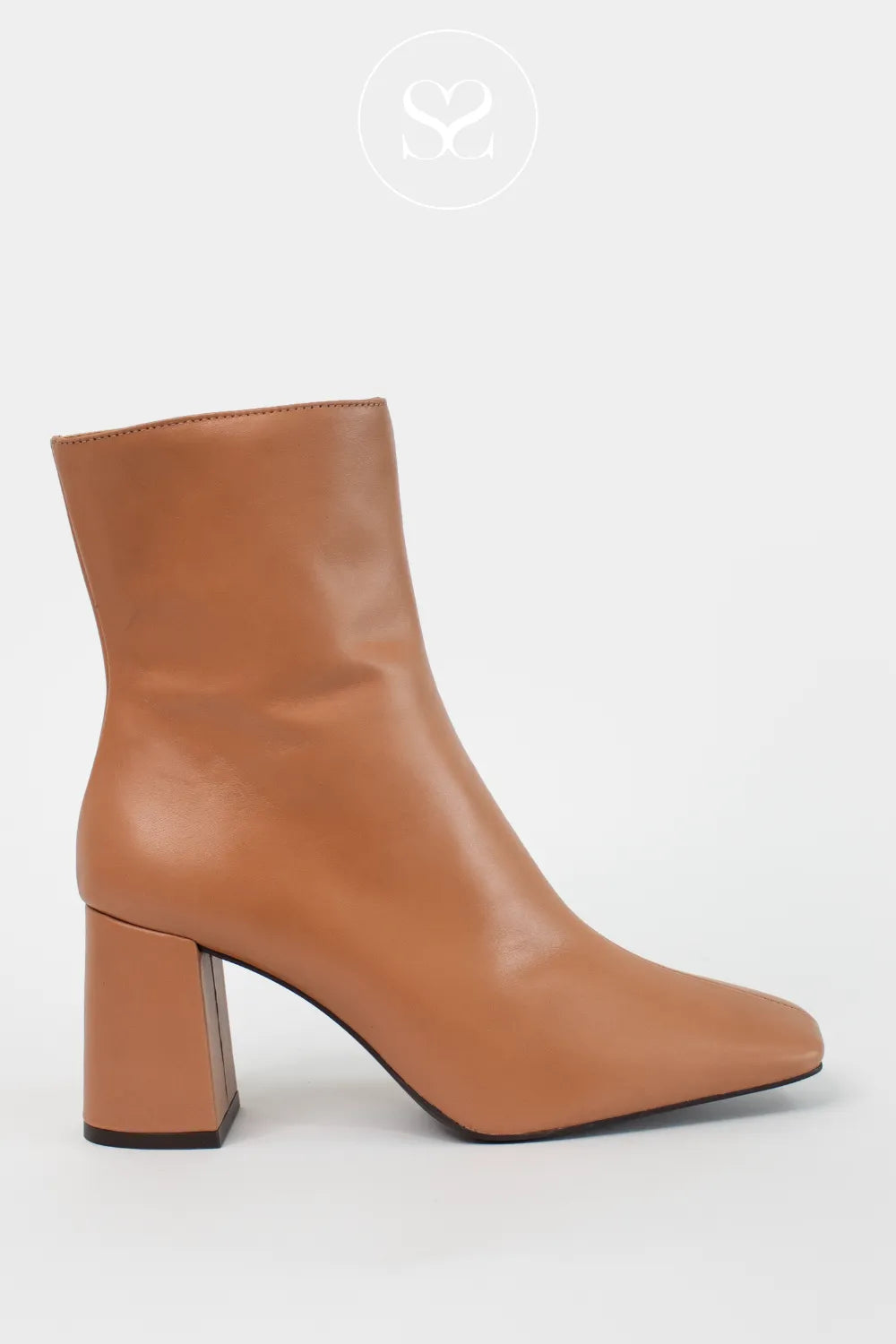 ANGEL ALARCON CAMEL BLOCK HEELED ANKLE BOOTS - DRIMIA