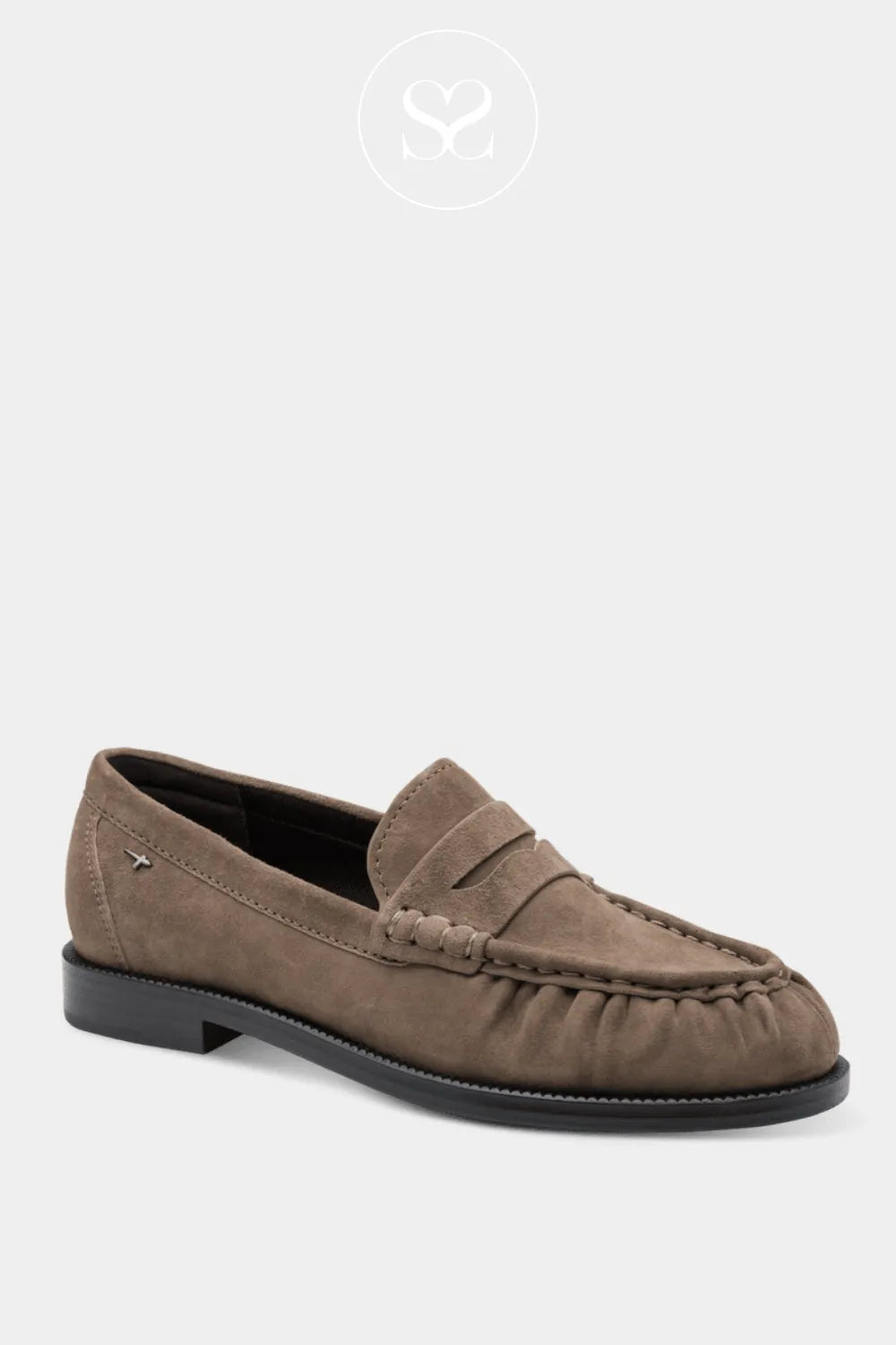 Neutral round toe slip on shoes