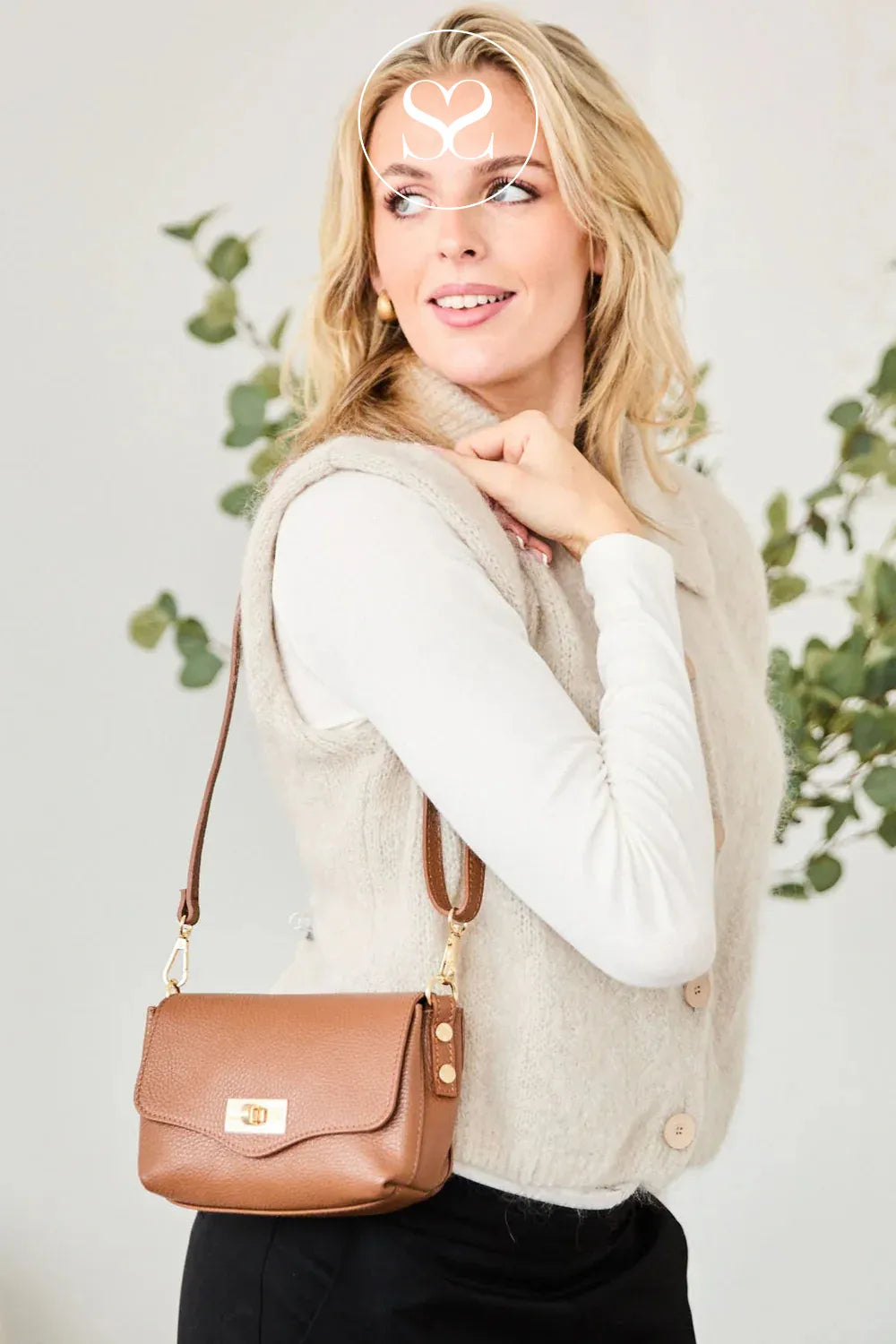 ELIE BEAUMONT - TAN CROSSBODY BAG - TWIST REGULAR