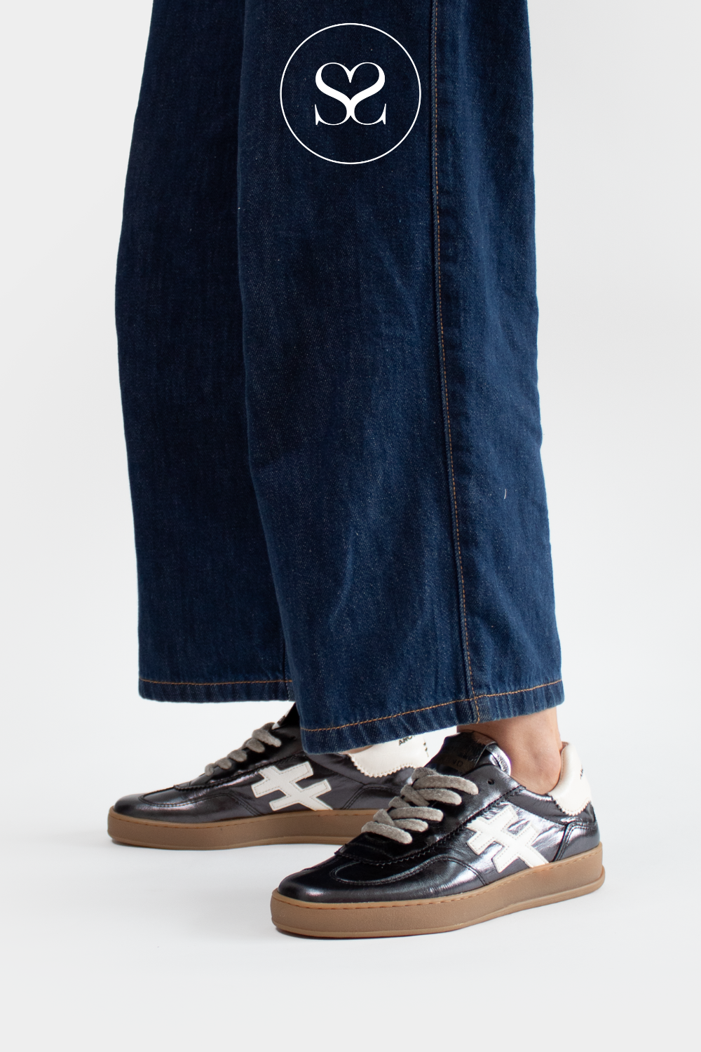 Another Trend Pewter Metallic Trainers - A032-58 Iconic II