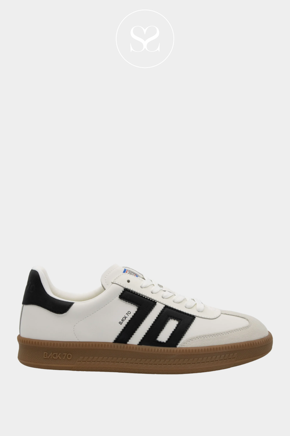 Back 70 Double trainers. White leather trainers with black "70" logo on the side and black heel cap. Grey suede toe cap. Round toe sneakers with flatform gum sole. Laces. Retro style trainers.
