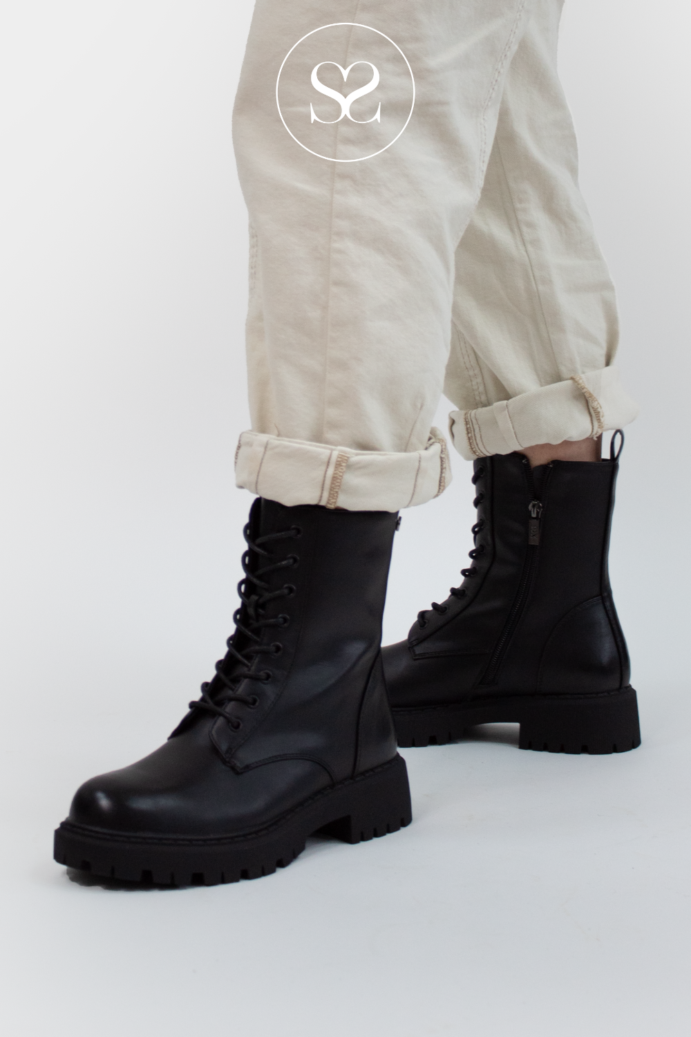 XTI 143318 BLACK MILITARY STYLE BIKER BOOTS