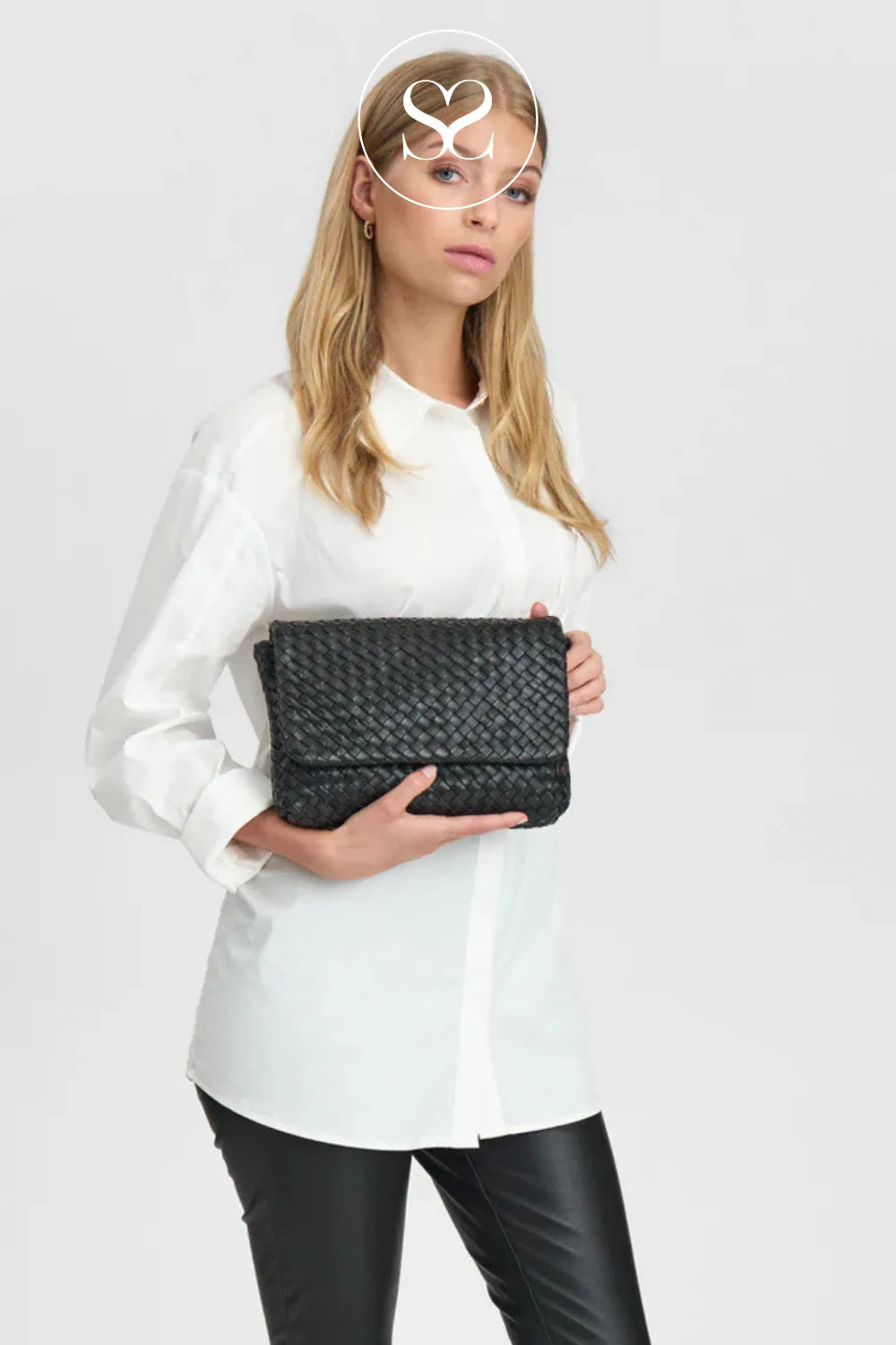 DEPECHE BLACK LEATHER CROSSOVER CLUTCH BAG - 16690