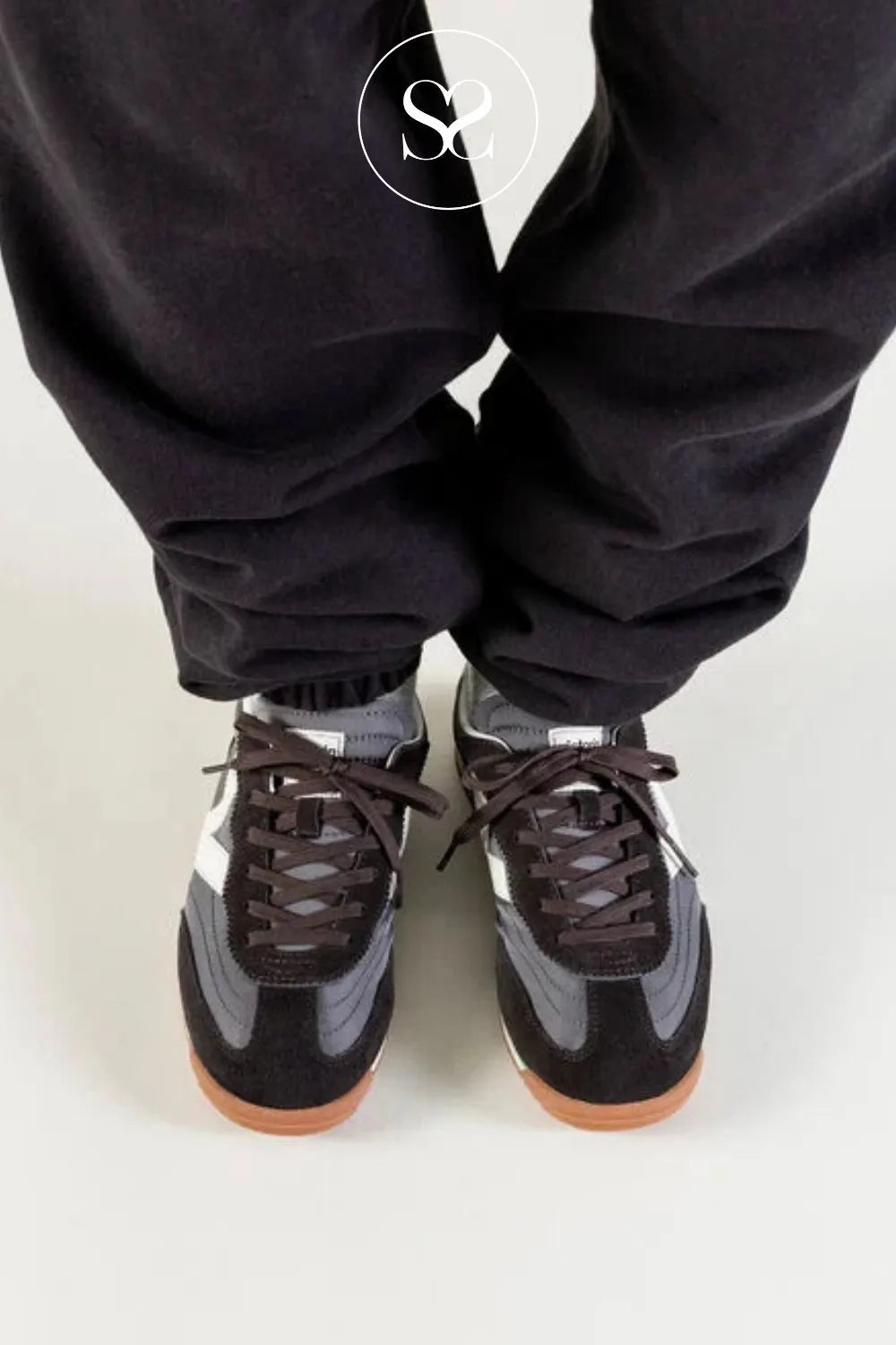 VICTORIA PEWTER TRAINERS FOR WOMEN 1158100 SPORTY LEATHER TRAINERS WITH BLACK SUEDE TOE CAP