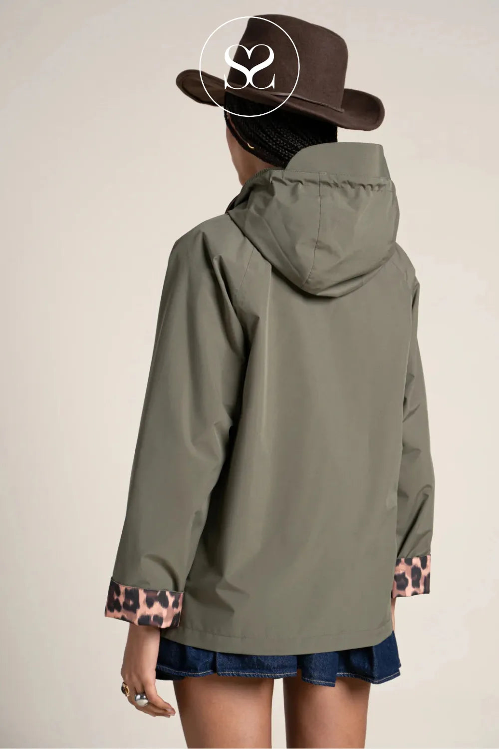 Khaki green waterproof jacket with hood and pockets to the front