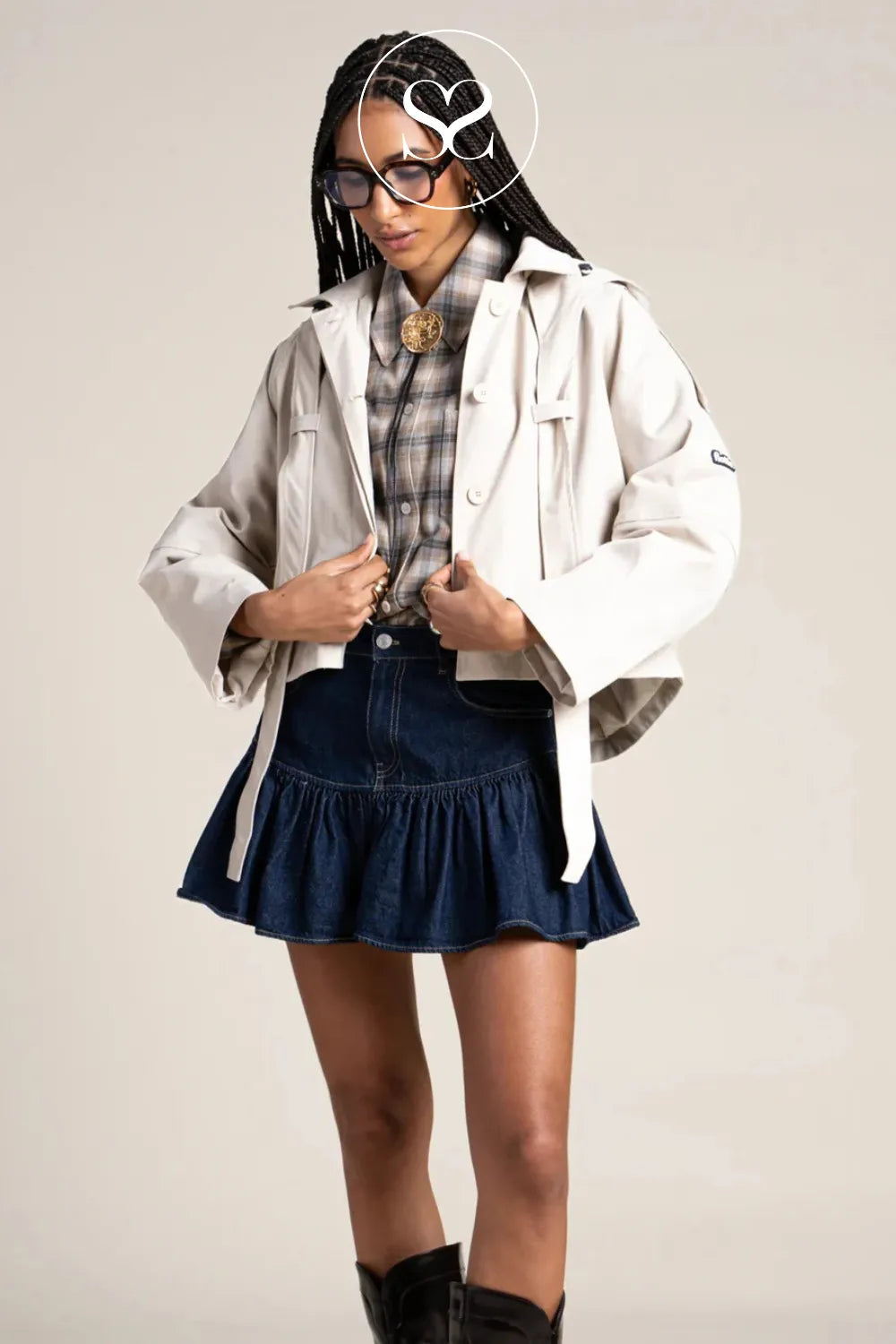 FLOTTE LIGHTWEIGHT WATERPROOF AND WINDPROOF TRENCH COAT 