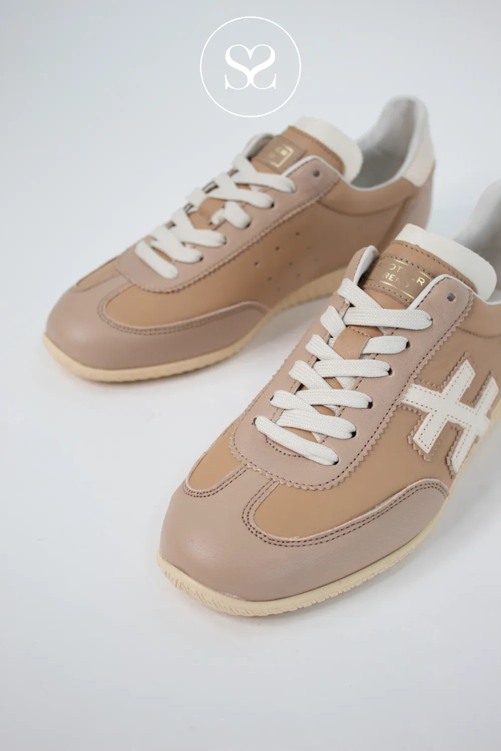 Another Trend camel leather lace up trainers. Retro style neutral sneakers with off white hashtag logo on the side.