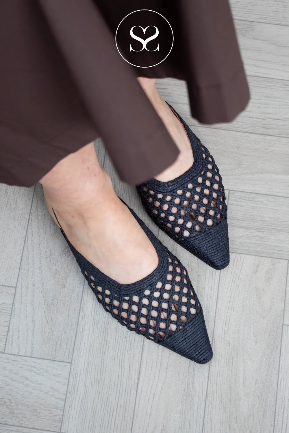Angel Alarcon Black basket weave Sling-back Pumps Gaia