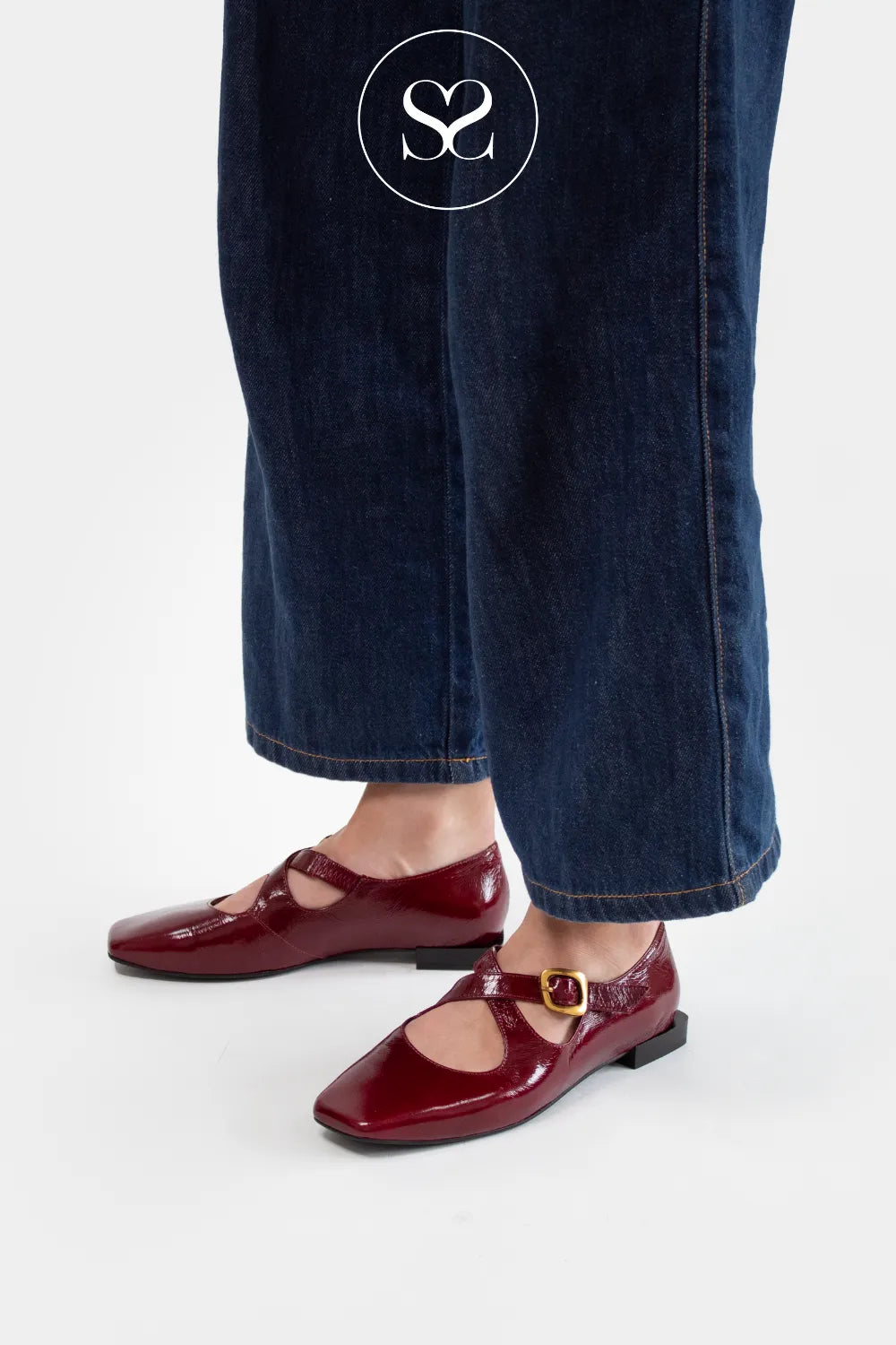 ANGEL ALARCON RED PATENT LOW BLOCK HEEL SQUARE TOE SHOES MAIA