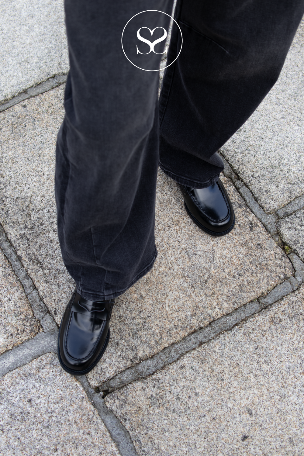Vagabond Black Leather Loafers - Linn 6036-004