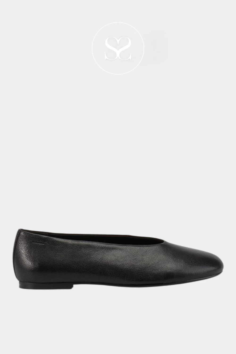 Vagabond Black Flat Pumps- Aleya 6119