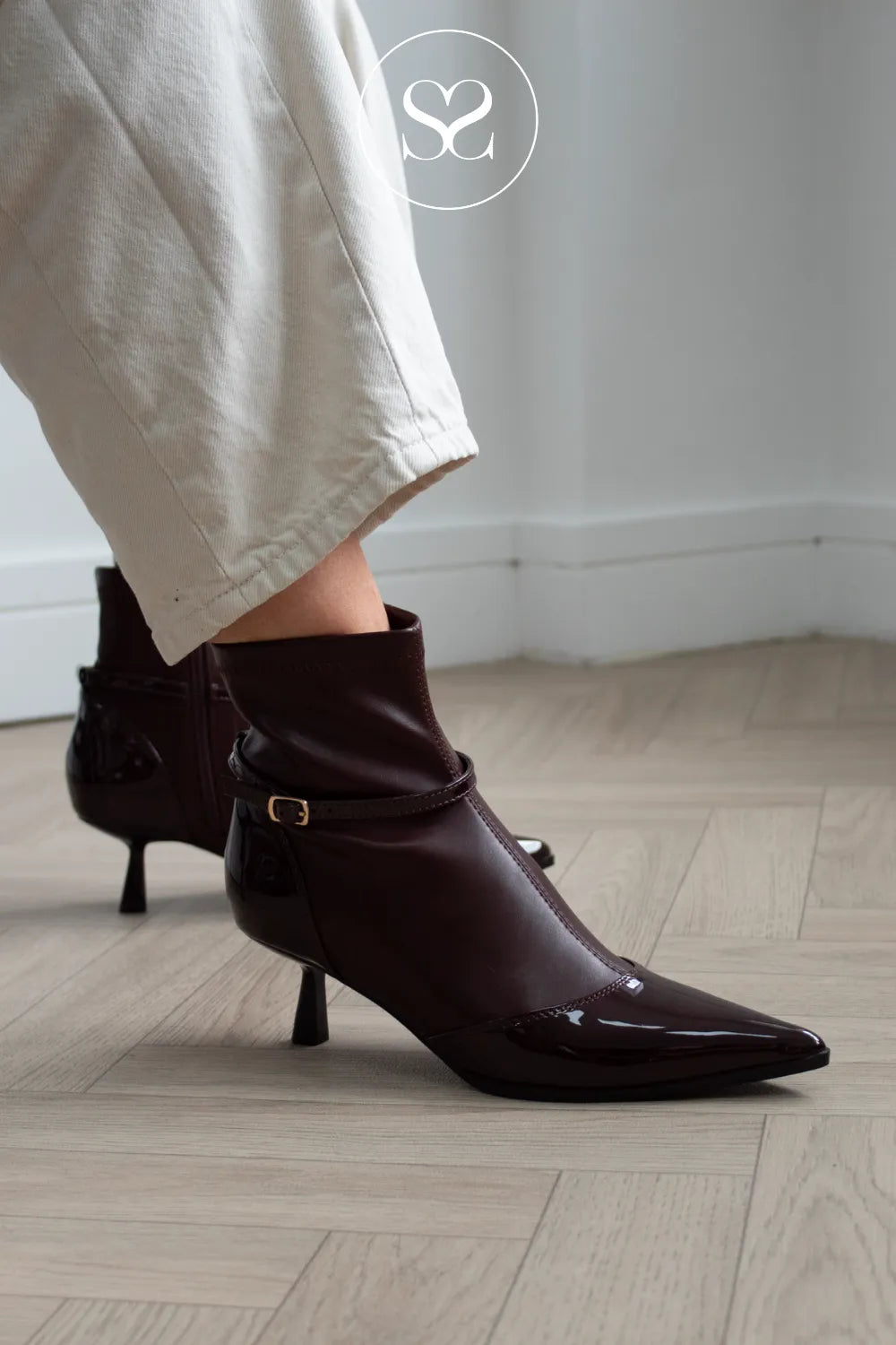 Gioseppo Chocolate Brown Pointed Toe Dress Boots — 76135