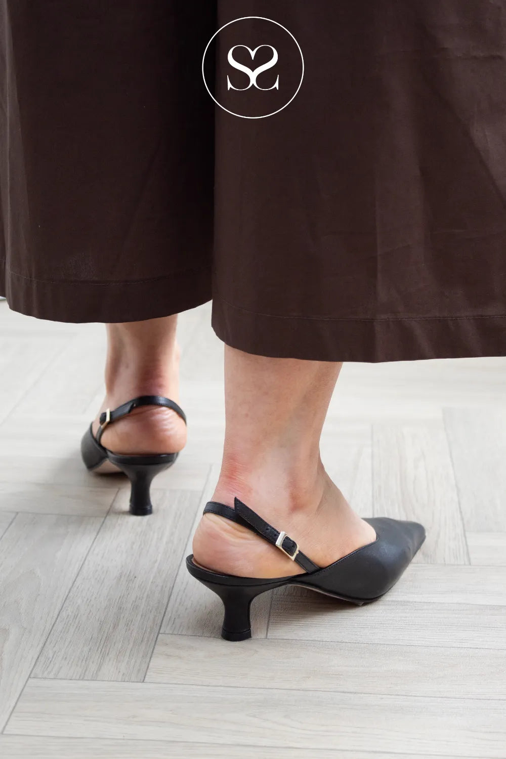 Angel Alarcon Black Sling-back Kitten heels Carla